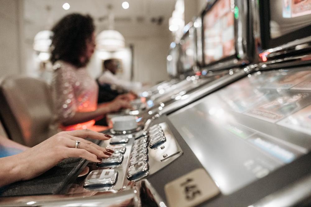 Slot Online: Cara Kerjanya dan Cara Memulainya dengan Sadar